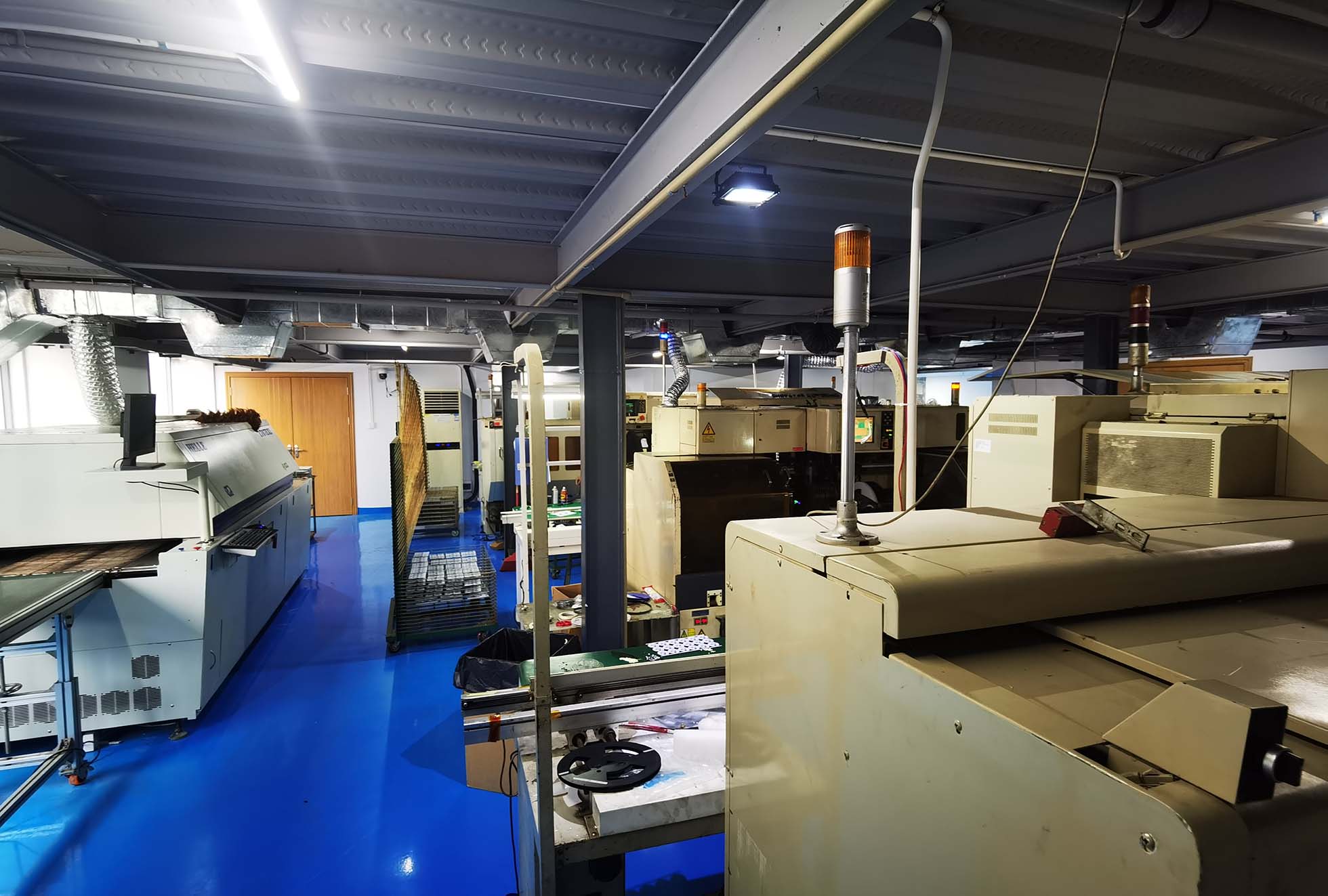 拉斯维加斯9888中山分厂自动化生产车间